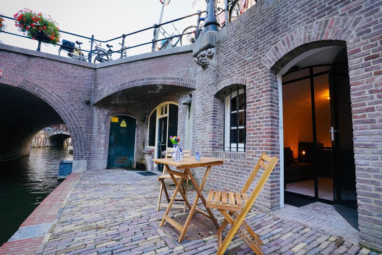 Slapen Onder De Dom Bed & Breakfast Utrecht Bagian luar foto